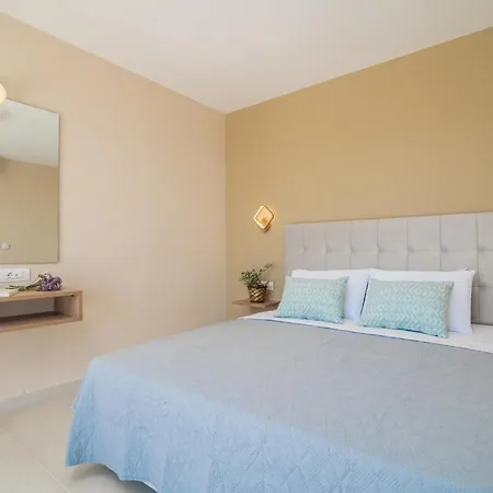 Spartakos Luxury 3 Villa *