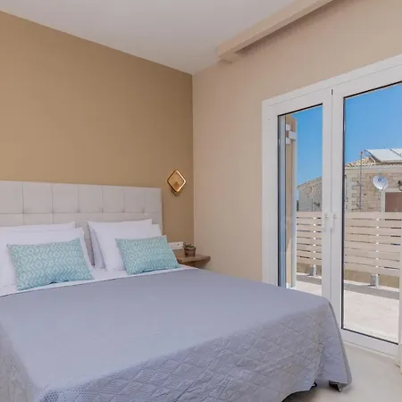 Spartakos Luxury 3 Villa *